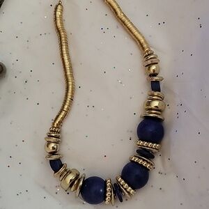 Beautiful vibtage statement necklace
